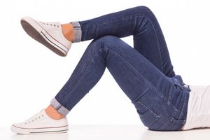 Женская демисезонная обувь под джинсы: тренды 2022, фото