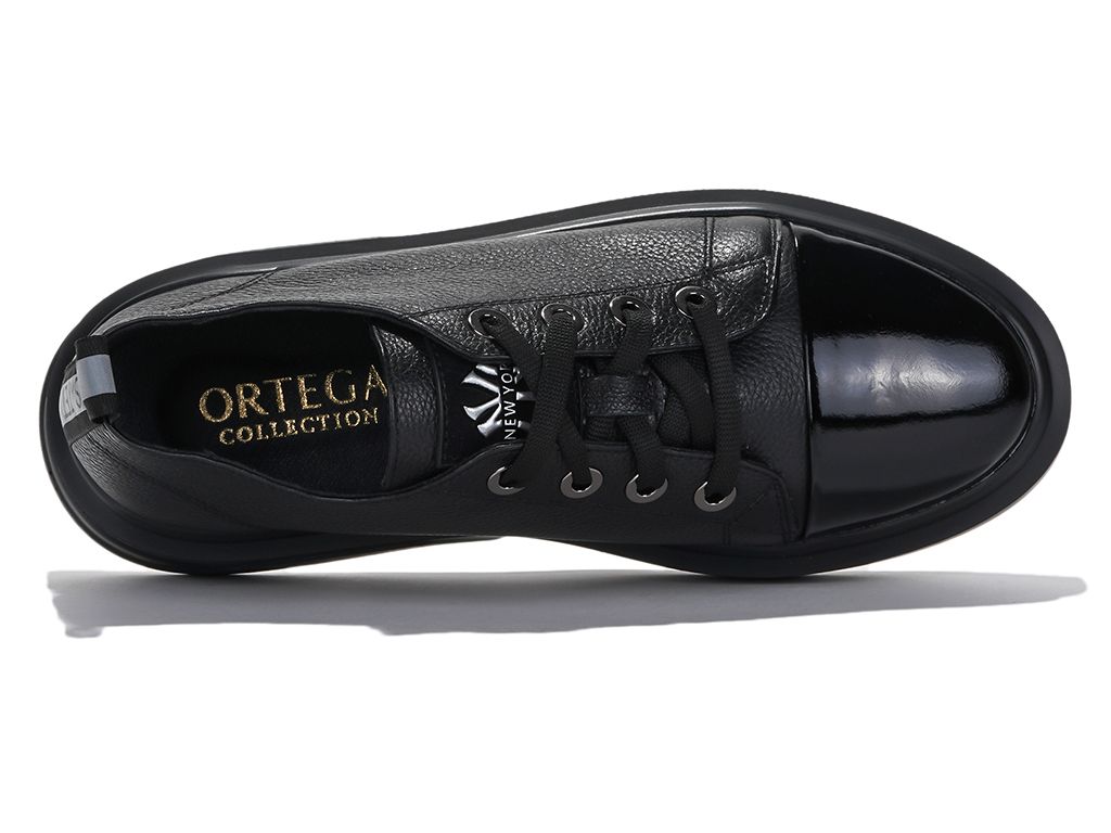 Кросівки жіночі ORTEGA - фото